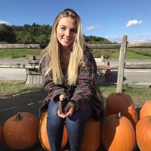 Meet your Posher, Taylor